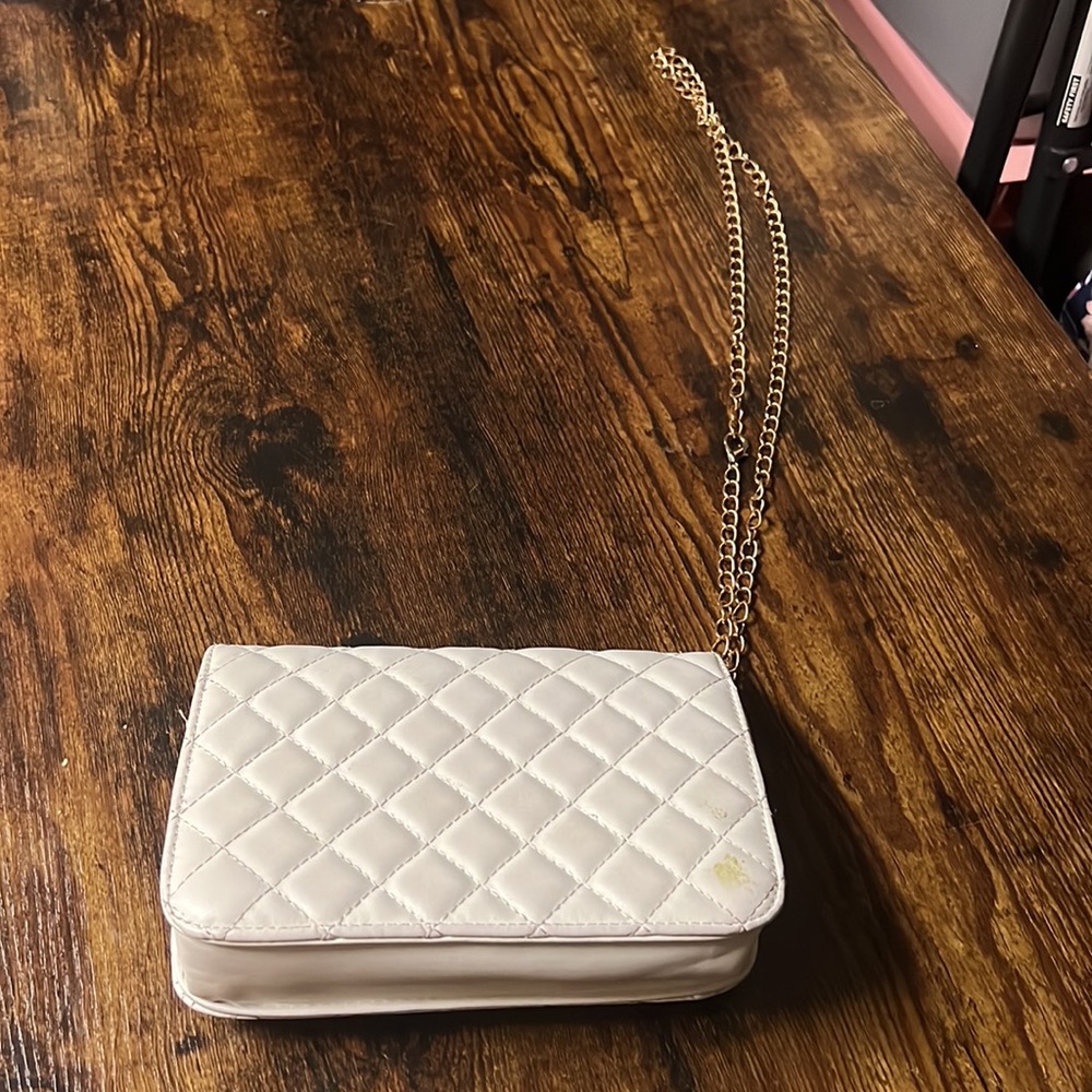 Purse - Picture 2 of 4